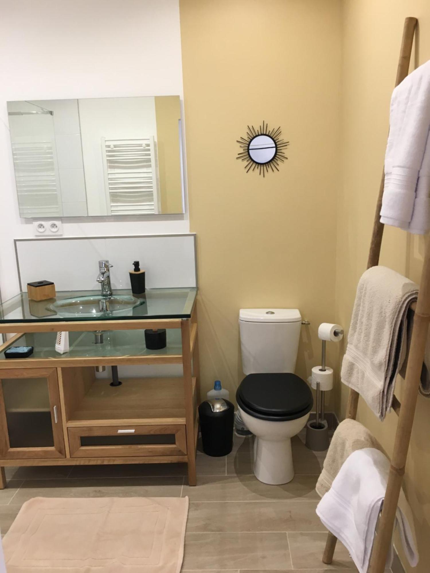 Atelier Des Vidaux Bed & Breakfast Saint-Aunes Rom bilde
